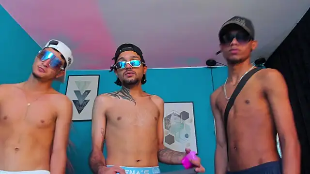 TheWolfpack_ live sex cam