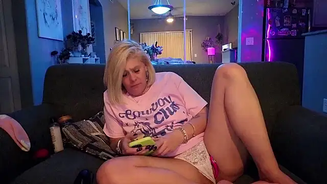 Lexi_Shocker's cam snapshot