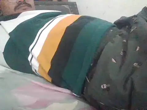 naughtymike0007 live sex cam