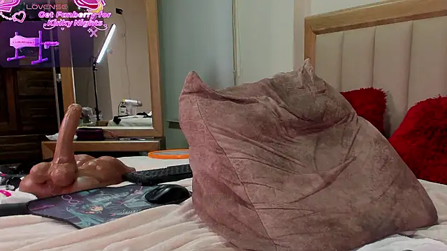 CaitlynLian's cam snapshot