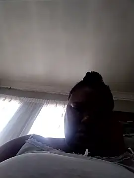 MATUREBUSSTY's cam snapshot