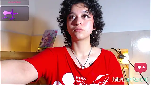 Bitsy_Messy's cam snapshot