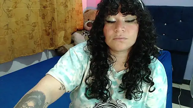 ANGELIQUE_KLANE's cam snapshot