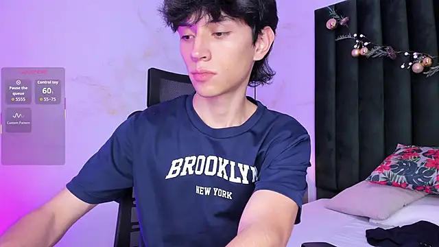 Aron_valverde live sex cam