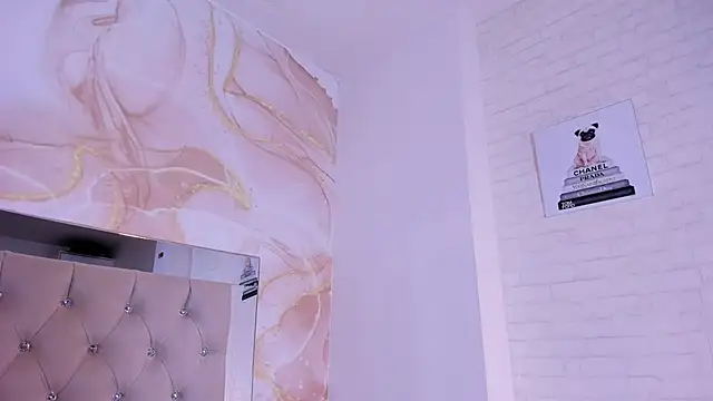 Luna_Tylor's cam snapshot