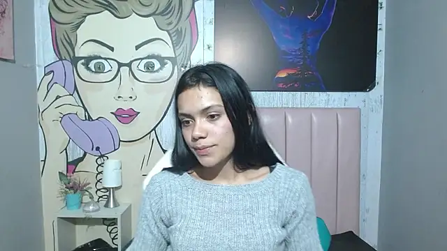 cora_desirers707's cam snapshot