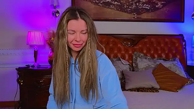 Real_Tini live sex cam