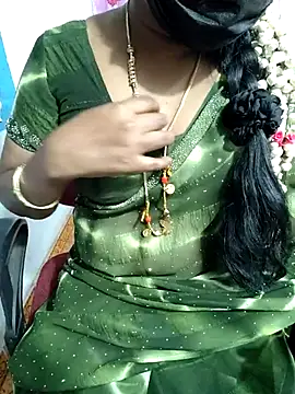 lolida69thamil live sex cam