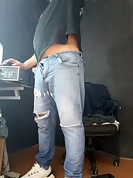 DickMasterfindom live sex cam