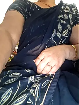 indianhotwife639 live sex cam