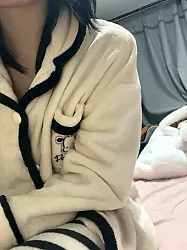 Cheating-wife's cam snapshot