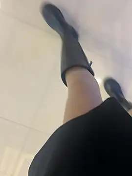 yimisun01's cam snapshot