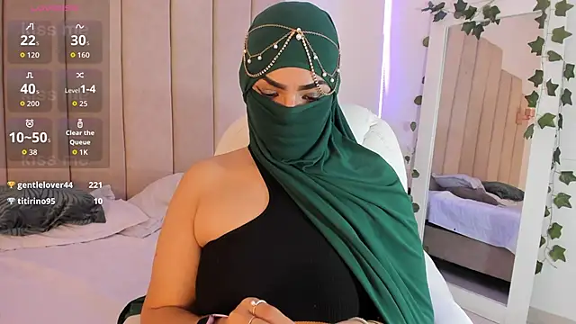 _naylaa_'s cam snapshot