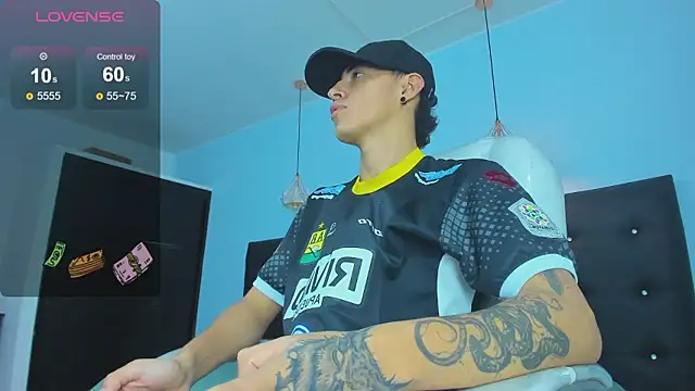 Lobo_17_'s cam snapshot