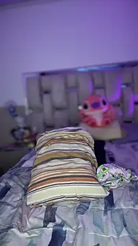 Mia_X1's cam snapshot