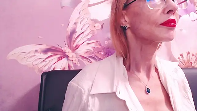 BlondPussy's cam snapshot