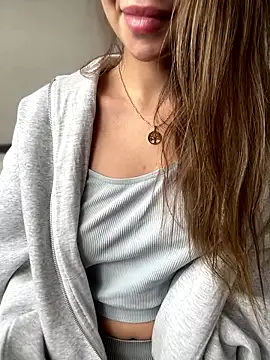 tina1your1's cam snapshot