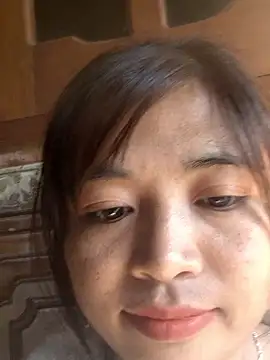 miumiu_sexy2x's cam snapshot