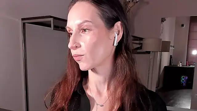 Mila_Anders's cam snapshot