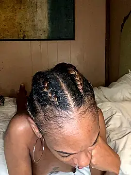 Jasmine_FullsShine's cam snapshot