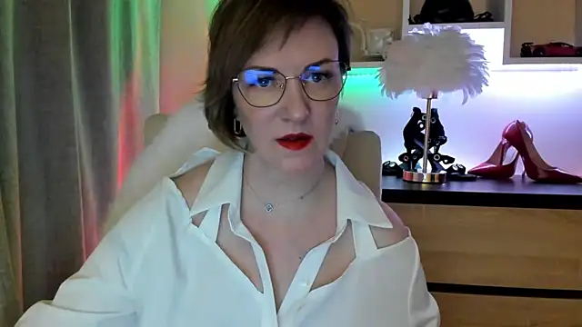 feliziaDesire's cam snapshot