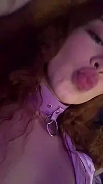 HoneyWeebsss's cam snapshot