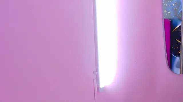 bella_moonlight_cr's cam snapshot