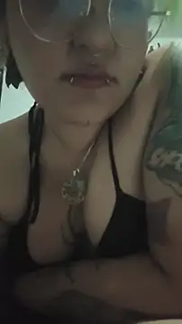 XxGreenGoodxX's cam snapshot