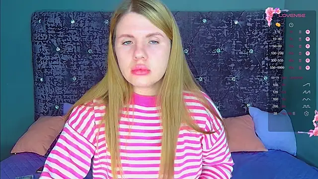 NoraBigAss's cam snapshot