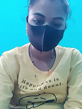 DivyaBhabhi69@xh's cam snapshot