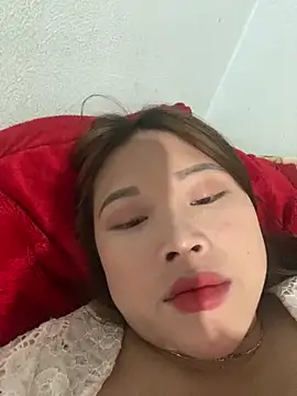 Emxinh123cute's cam snapshot