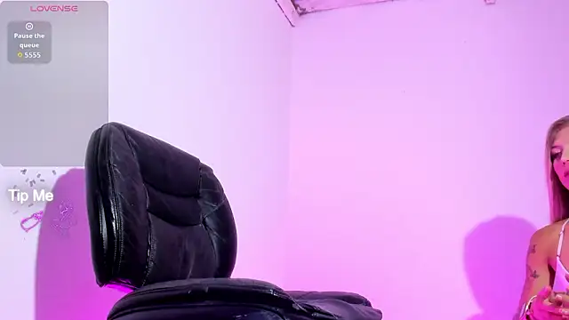 violeta_prince live sex cam