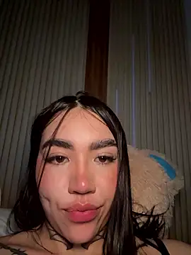 Nickiiiii live sex cam