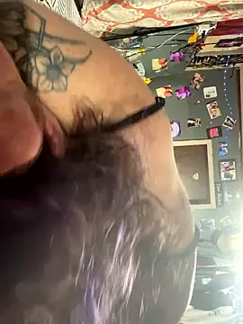 YurGurlBri live sex cam