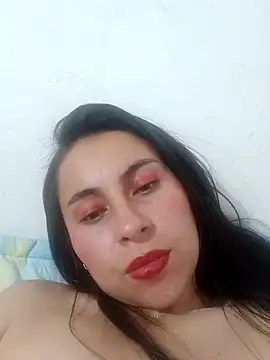 Gatuela1009 live sex cam