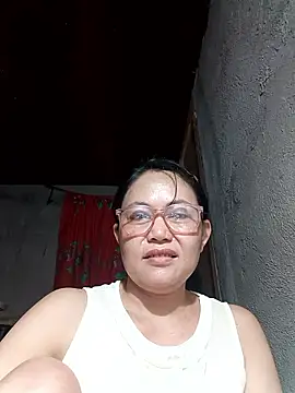 Everleigh_mom live sex cam