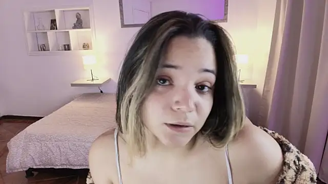 elli_snow1's cam snapshot