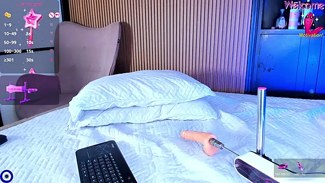 ThaliaBrookss_'s cam snapshot