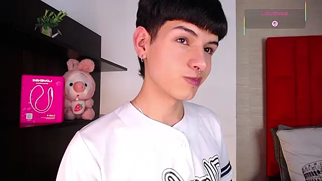 Ezra_Storm live sex cam