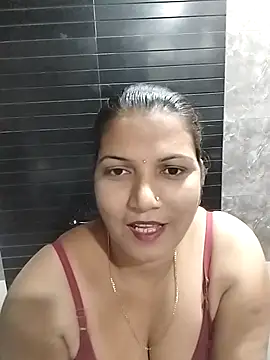 Loveina_horny's cam snapshot