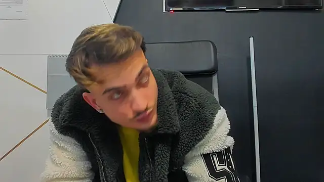 BrandonTate live sex cam