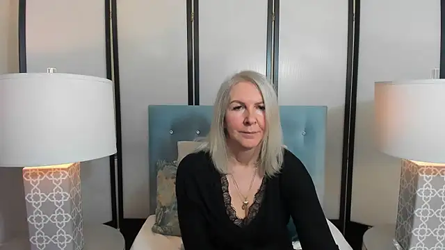 EricaTop's cam snapshot