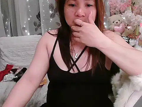 OhmyPinay live sex cam