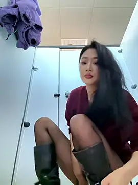 so-linger live sex cam