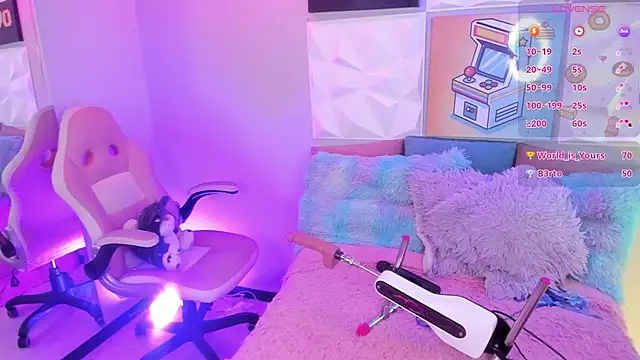 LindaWz_'s cam snapshot