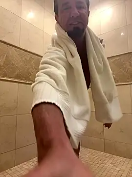 sluttydylan live sex cam