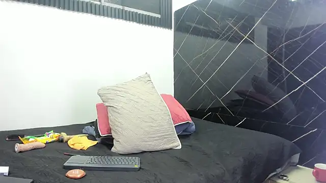 Analiasmith89's cam snapshot