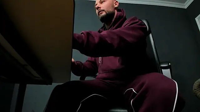 BrianHunts live sex cam