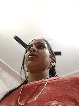 Hotty-Nidhi's cam snapshot