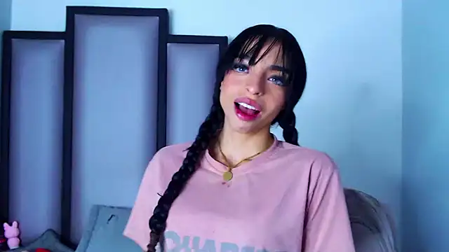 Quee_Sophine's cam snapshot